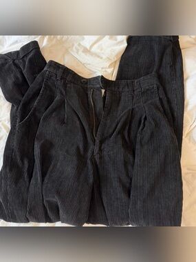 Rampage Men's Black Corduroy Pleated Trousers